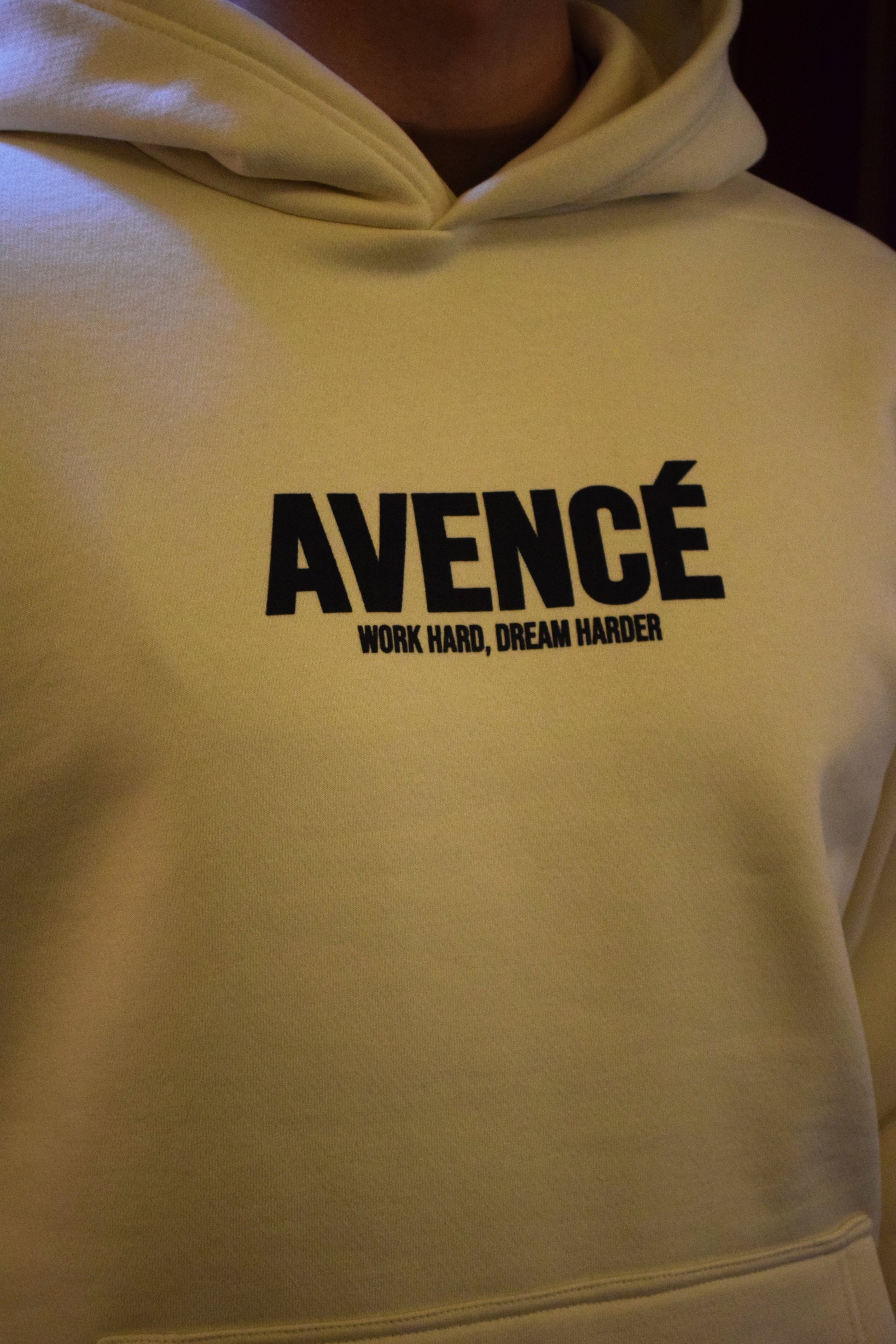 St. Moritz Hoodie – Cream